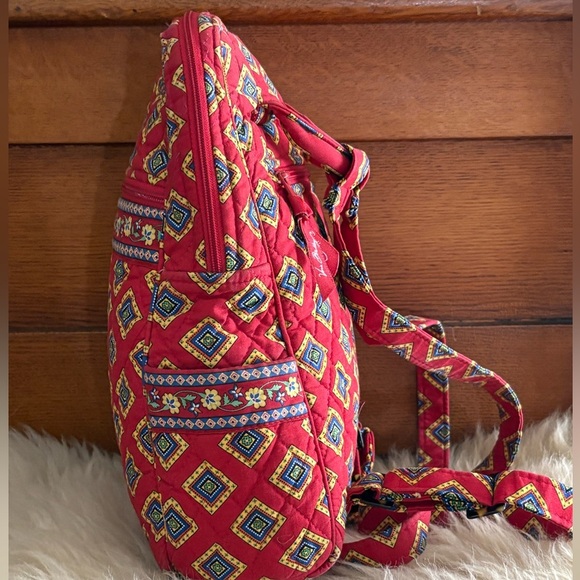 Vera Bradley ‘Bancroft Flowering Paisley Goji Berry’ Mini Backpack - Picture 4 of 6